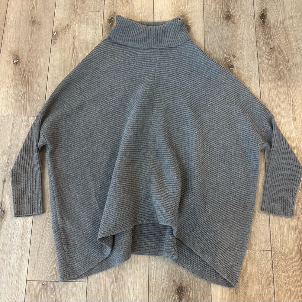 Sweet Romeo Charcoal Gray Turtleneck Oversized Loose Sweater Small